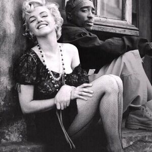 “When Legends Meet” 2 Pac/Marilyn Candle & Glass Vase